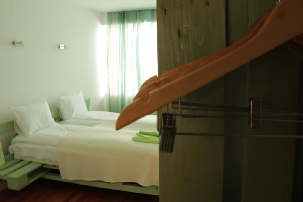 Villa "Forest Way" Pirdop Kamer foto