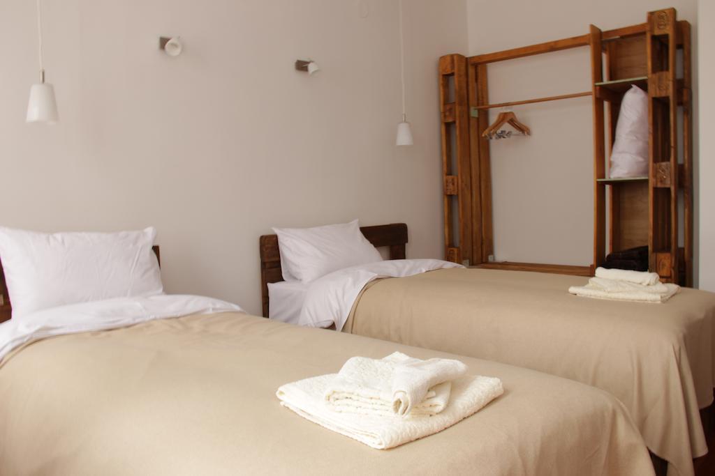 Villa "Forest Way" Pirdop Kamer foto
