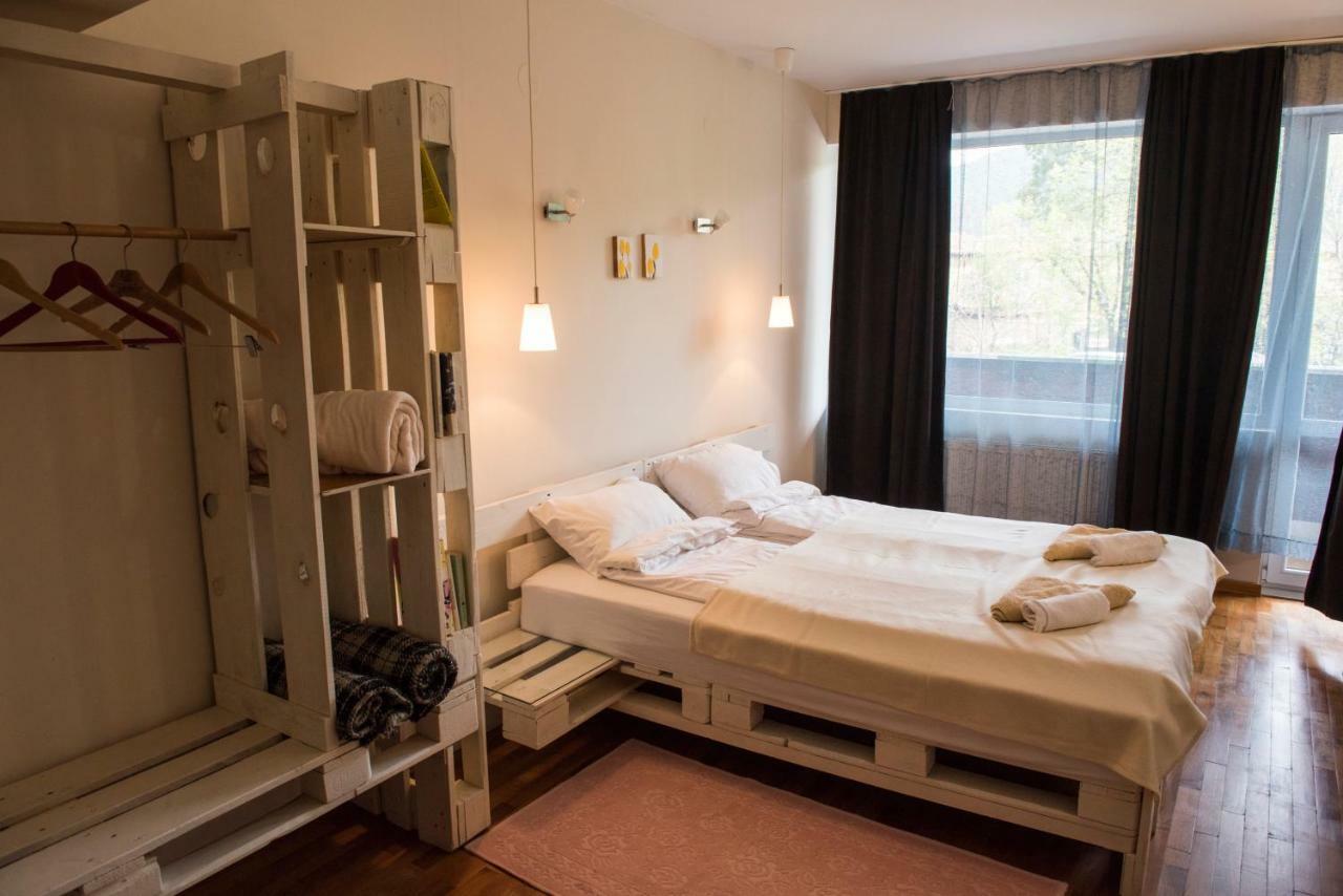 Villa "Forest Way" Pirdop Buitenkant foto